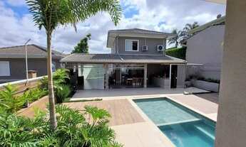 Imagem: Casa no miolo da Granja Viana km 23