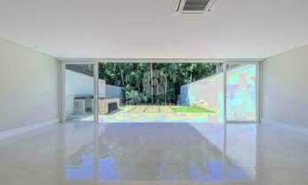 Imagem 2: Casa condominio fechado, 4 suítes , com piscina, Granja Julieta, 420m²!