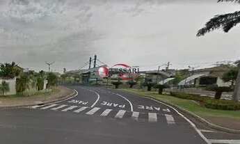 Imagem 3: Vende terreno Eco Village 1 com 450m2, plano , face sombra, bem localizado portaria 24hs