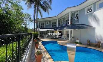 Imagem: Casa com 4 Quartos e 7 banheiros à Venda