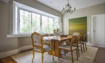 Imagem 6: Apartamento com 280m², 4 dormitórios sendo 2 suítes