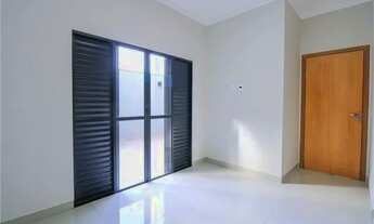 Imagem 7: Casa de Condomínio para venda em Ipanema de 154.00m² com 3 Quartos, 1 Suite e 3 Garagens