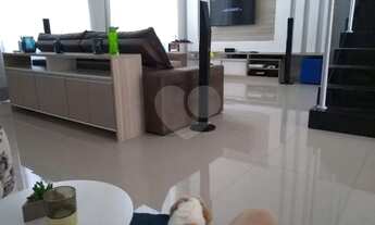 Imagem 7: Sobrado em condomínio com 350 m² de construção