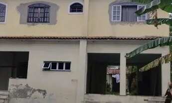 Imagem 2: 015 São 3 ótimas casas com piscina no Amendoeira São Gonçalo