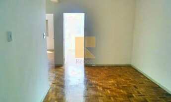 Imagem 2: Apartamento de dois dormitórios,reformado,com elevador,no Bom Retiro