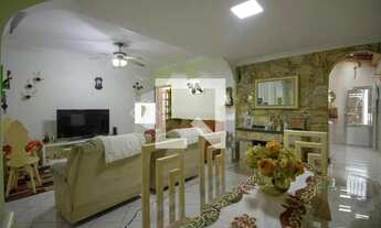 Imagem 3: Casa à Venda - Assunção, 3 Quartos, 156 m2