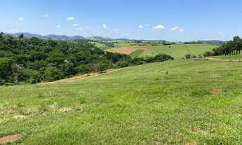 Imagem 6: Terreno próximo a cachoeira em Igaratá