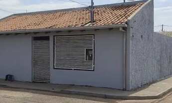 Imagem: Vende-se casa pedra 90