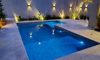 Imagem 5: Casa de condomínio para venda possui 500 metros quadrados com 5 quartos