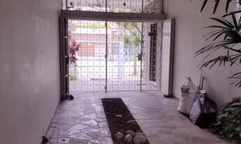 Imagem 3: Casa para aluguel tem 236 metros quadrados com 3 quartos em Menino Deus - Porto Alegre - R