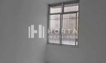 Imagem 2: Sala quarto no Leme reformado