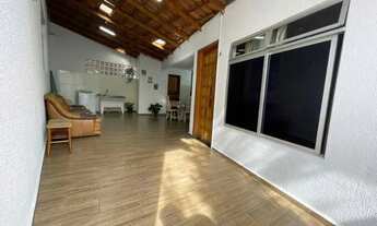 Imagem 2: Casa Residencial e Comercial, Parolin, 350m²