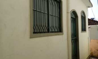 Imagem 3: Ótimo Local ! Casa com 1 dormitório