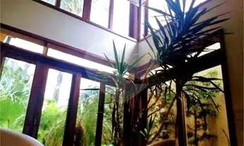 Imagem 4: Casa 3 suítes + 3 salas + 2 vagas + Piscina... Combinação Perfeita (Campo, Praia e Centro