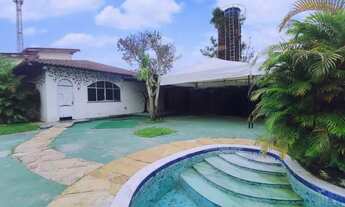 Imagem 12: Casarão com Piscina na Alameda Dom Jorge na Aug Motenegro Próx Ville Laguna 880m² 3 Suítes