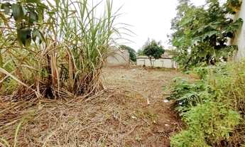 Imagem 4: Pronto para construir!!! Muito bem localizado, a poucos metros da Orla da Lagoa