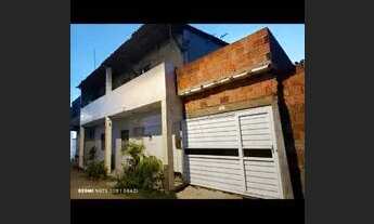 Imagem 3: Casa de andar a parte de baixo no pisso