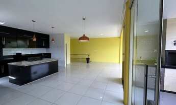 Imagem: ALUGO CASA COM 3 SUÍTES PRÓXIMA AO SHOPPING