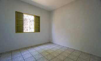 Imagem 3: Casa de 140 m² com 3 quartos para alugar, por R$ 3.500/mês no Jardim Atlântico em Goiânia