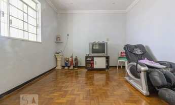 Imagem 2: Casa à Venda - Nova Suíssa, 3 Quartos, 304 m2