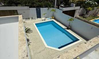 Imagem 4: Casa Maravilhosa Com energia solar em Vilas do Atlântico. Uma rua atrás da praia