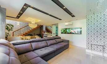 Imagem 7: Casa em Condomínio, 04 Suítes, 05 Vagas, Piscina Privativa, Santa Cândida, Curitiba