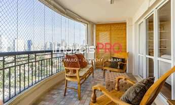 Imagem 3: Apto totalmente reformado de 200m2 com 4 dorm sendo 3 suites e 4 vagas no Brooklin