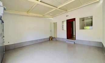 Imagem: Casa 2/4 sendo 1 suite reformada