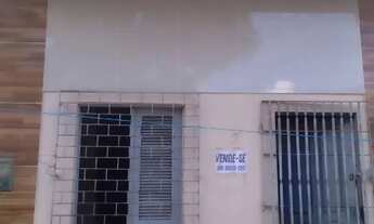 Imagem: Vende uma casa de dois andares no João