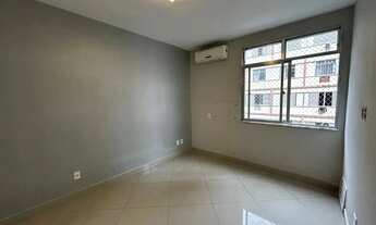 Imagem 6: Apartamento a venda na quadra da praia com 3 quartos, 1 suíte e vaga