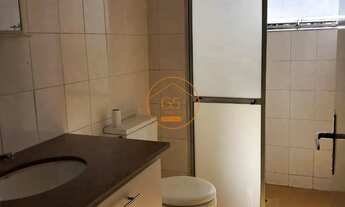 Imagem 5: Aluga-se apto com ótima localização 2 dorm, 1 garagem coberta, uma quadra da Rua do retiro