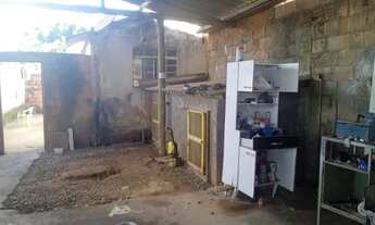 Imagem 3: Casa com galpão