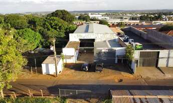 Imagem: Aluga-se galpão industrial