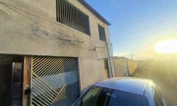 Imagem: Sol Nascente trecho 1 sobrado com 3 moradias