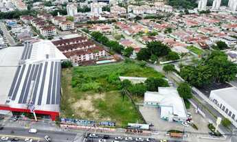 Imagem 3: TERRENO NO BAIRRO PARQUE 10 DE NOVEMBRO / ao lado do supermercado Veneza