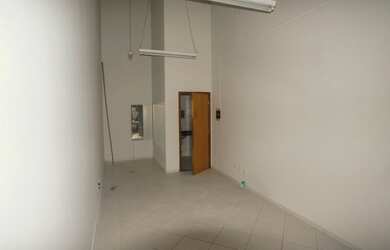 Imagem 4: Sala para alugar, 40 m² por R$ 1.400,00/mês - Novo Centro - Maringá/PR