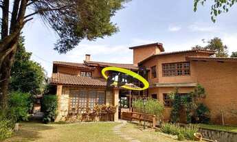 Imagem 3: Forest Hills - Rústica, 4 dorms (2 sts), 4 áreas gourmet, piscina, sauna e vista!