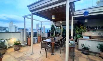 Imagem 5: Cobertura à venda na Rua Pasteur, Bairro Santa Helena, com três suítes, uma com closet, e