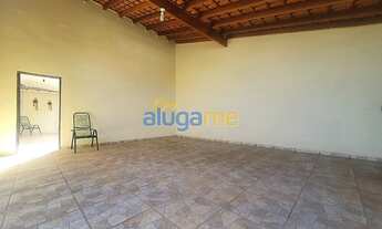 Imagem 4: Ref.: 6078 - Casa no bairro Regissol, com garagem coberta, quintal com jardim e 2 banheiro