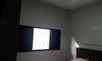 Imagem 2: Casa para venda tem 208 metros quadrados com 3 quartos em Jardim Europa - Uberlândia - MG