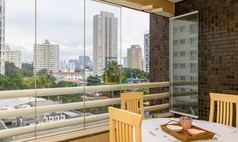 Imagem 4: Apartamento à venda na Vila Olímpia, 137m², 3 suítes, lareira, living 3 ambientes, varanda