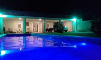 Imagem: Vendo excelente casa com piscina perto da