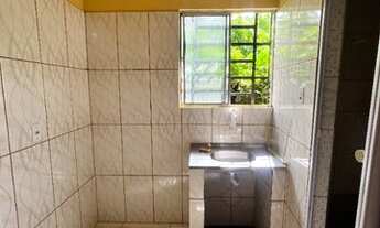 Imagem 7: Kit Net ou Quarto para Alugar - R$ 300/mês - Wi-Fi Incluso - Alvenaria - Benguí