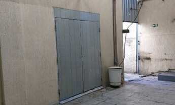 Imagem 5: Excelente Galpão comercial com diversas divisórias e salas.ÓTIMA LOCALIZAÇÃO