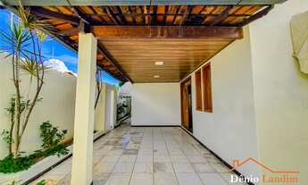 Imagem 3: Térrea para venda tem 360 metros quadrados com 5 quartos em Funcionários - Montes Claros