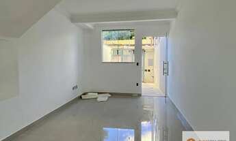 Imagem 3: Casa geminada com entrada independente com 2 quartos à venda, 55 m² por R$ 290.000 - Rio