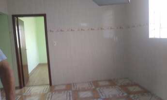 Imagem 4: Casa para aluguel possui 130 metros quadrados com 3 quartos em Teixeiras - Juiz de Fora