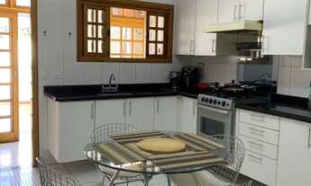 Imagem 6: Casa lindíssima em excelente localização na Granja Viana