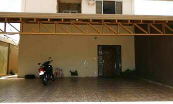 Imagem 7: Sobrado para venda tem 251 metros quadrados e 4 quartos em Centro - Araraquara - SP