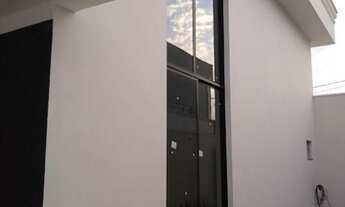 Imagem 6: Casa de condomínio para venda possui 200 metros quadrados com 3 quartos